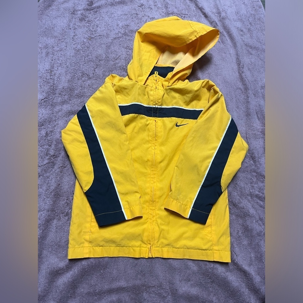 Nike Kids Yellow and Black Jacket